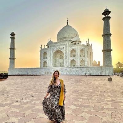 Same Day Taj Mahal Tour By Car From Delhi